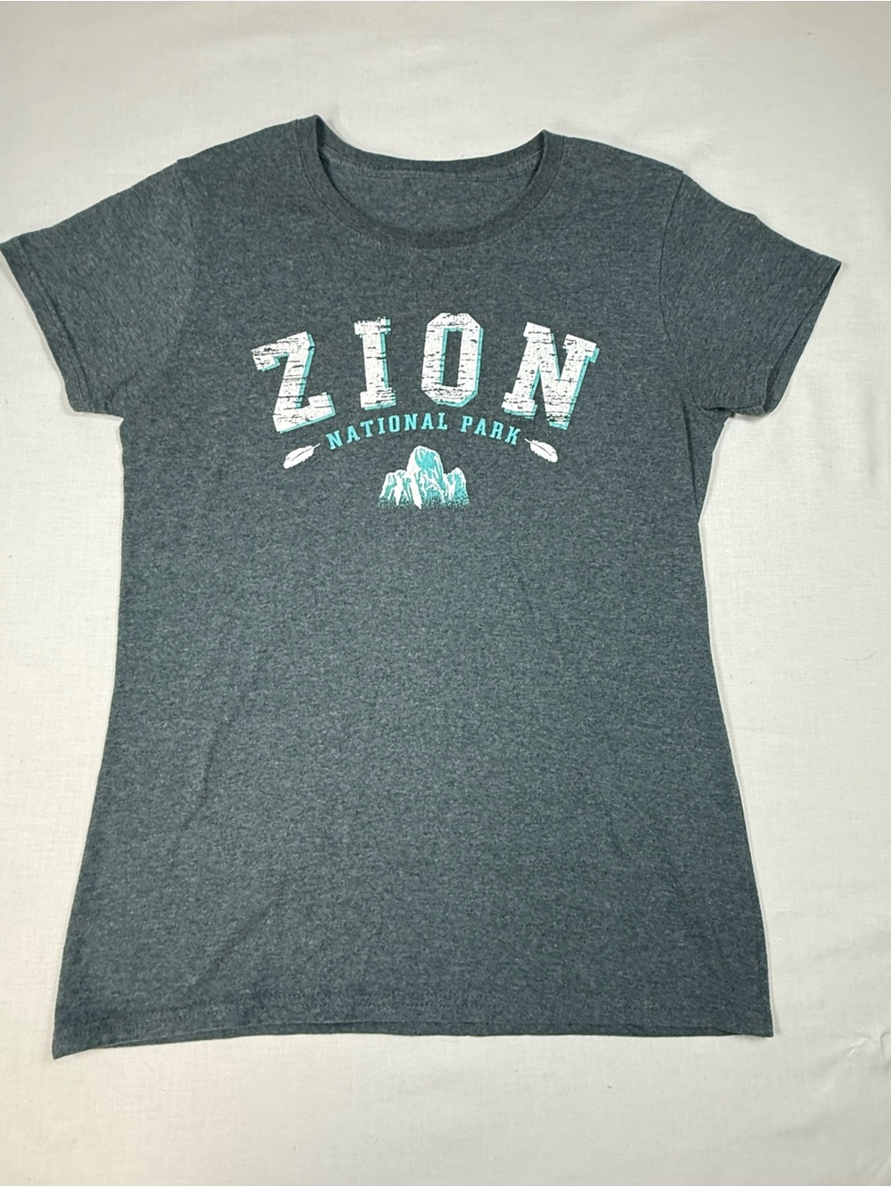 Zion National Park Women's Gray Graphic T-Shirt
